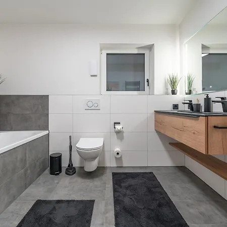 #14 Jsliving Deluxe - Penthouse Mit Dachterrasse Und Panoramablick Kochinsel Badewanne Highspeedwlan Διαμέρισμα *