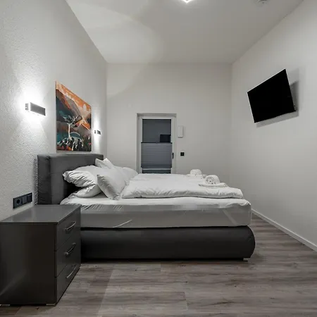 #14 Jsliving Deluxe - Penthouse Mit Dachterrasse Und Panoramablick Kochinsel Badewanne Highspeedwlan * Horb am Neckar