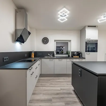 Bps #14 Luxury Penthouse *